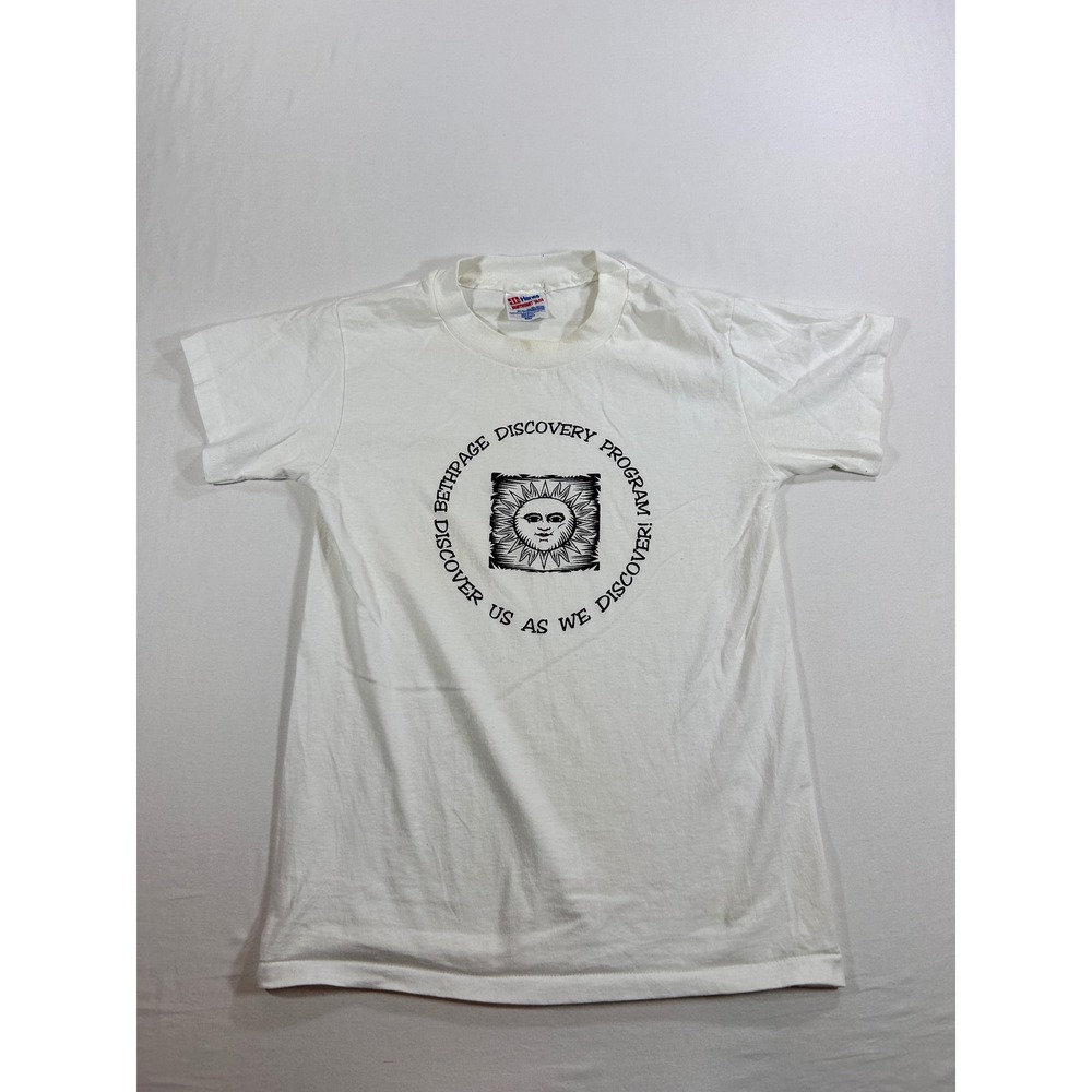 Vintage Hanes Bethpage Discovery Program Sun Graphic T-Shirt White Small USA